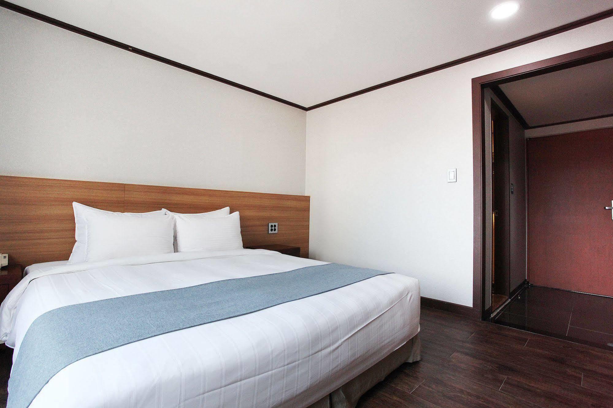 Noblesse Hotel Jeju by Eksteriør bilde